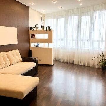 Добровольців вул. (Маршала Говорова), 10/6