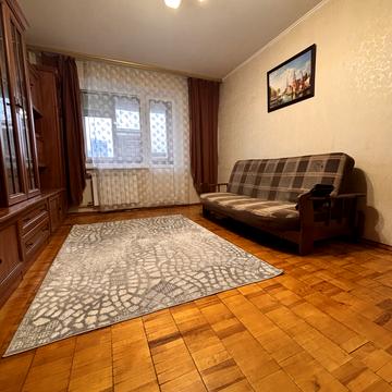 Героїв Дніпра вул., 13