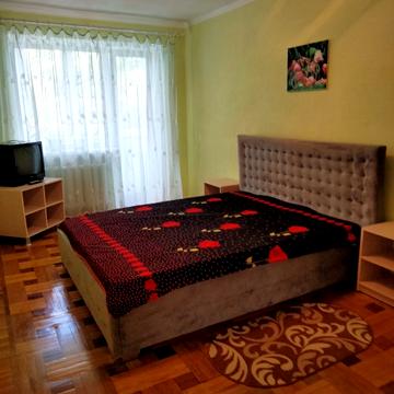 Героїв Харкова просп. (Московський), 202/1