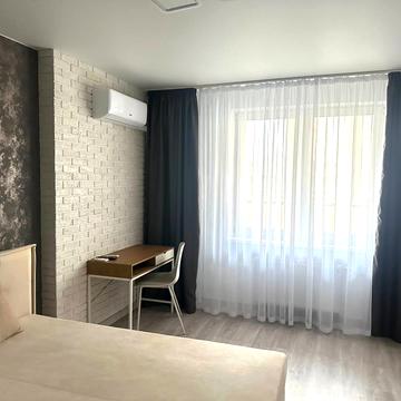 Академіка Глушкова просп., 9-Д