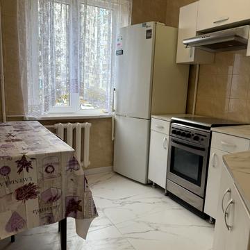 Академіка Заболотного вул., 54