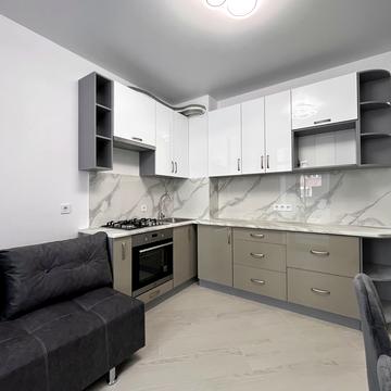 Угорська вул., 14к