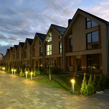 Євгена Патона вул.