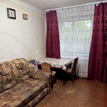 Юрія Поправки вул. (Миколи Лебедєва), 5