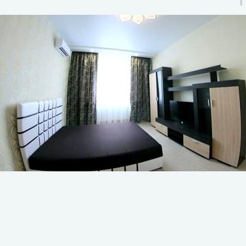 Середньофонтанська вул., 35