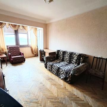 Златопільська вул., 4-К