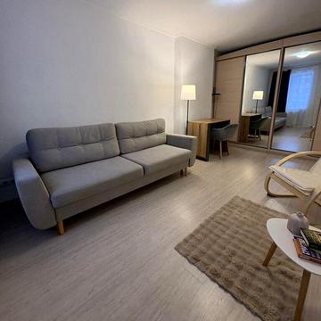 Новоукраїнська вул., 2/6