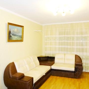 Вячеслава Чорновола вул., 10