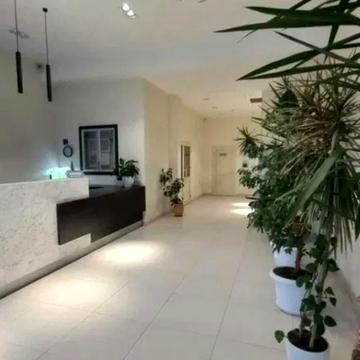 Літературна вул., 10-А