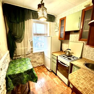 Лесі Українки вул., 4/1