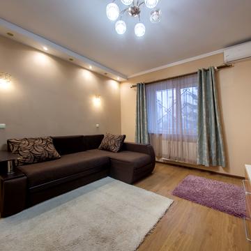 Марії Примаченко вул. (Першотравнева), 25-Б