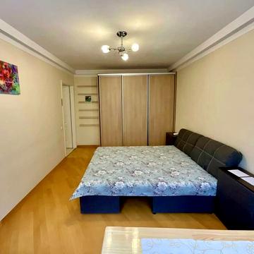 Михайла Бойчука вул. (Кіквідзе), 18-Б