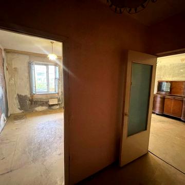 Тростянецька вул., 3