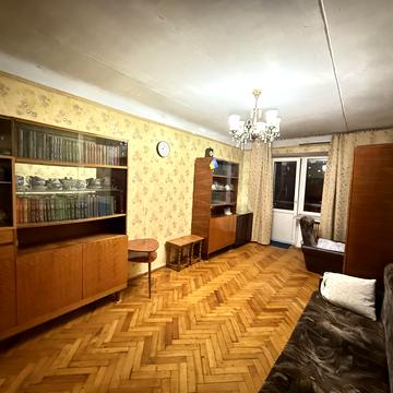 Качали вул., 1