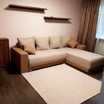 Олександра Поля просп. (Кірова), 96-Б