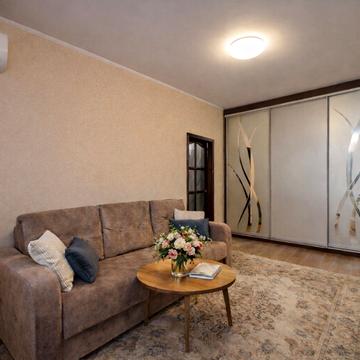 Антоновича вул. (Горького), 170/1б