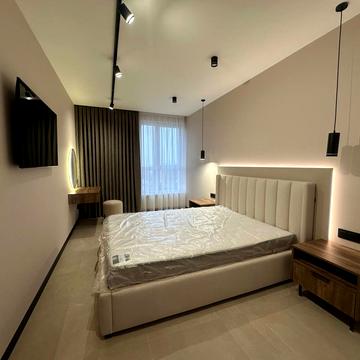 Карла Мікльоша вул., (Будинок 4)