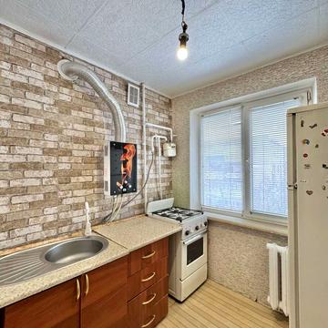 Салтиківська вул. (Мануїльського), 14