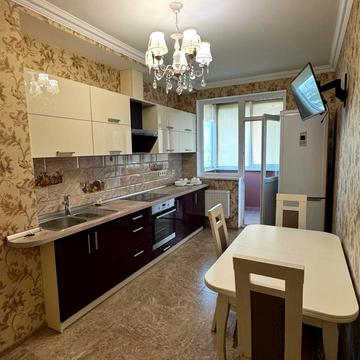 Святослава Ріхтера вул. (Щорса), 148-А