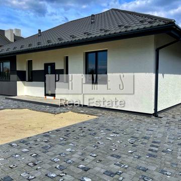 Вишеньківська вул., 11