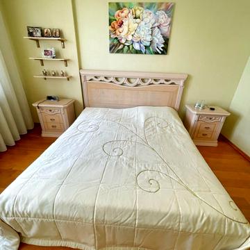 Дніпровська набережна вул., 23