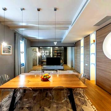 Ярославів Вал вул., 16