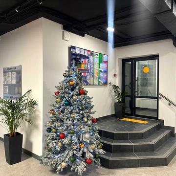 Академіка Булаховського вул., 2