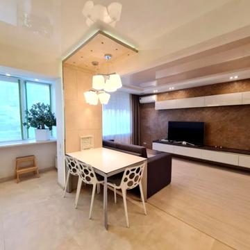 Академіка Корольова вул., 81/6