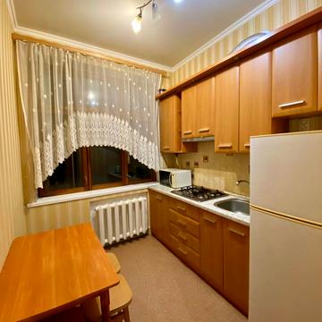 Старокозацька вул. (Комсомольська), 35/12