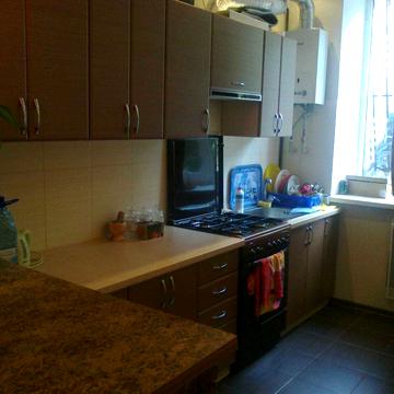 Алчевських вул. (Артема), 56