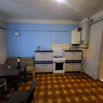 Івана Боберського вул., 16