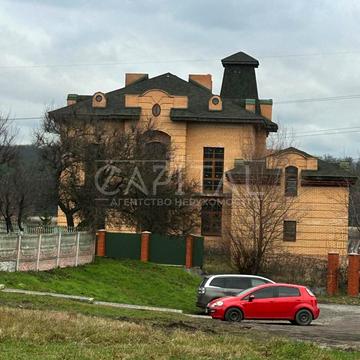 Набережна вул.