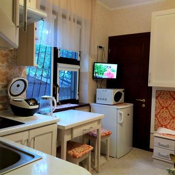 Бишівський пров., 9