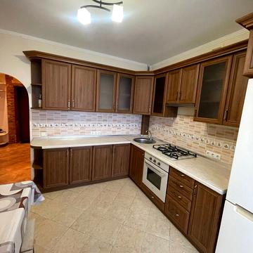 Ключний пров., 7