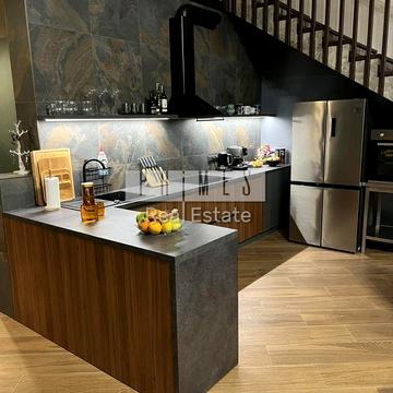 Щаслива вул., 2