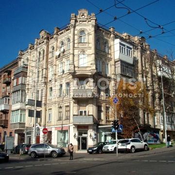 Тарасівська вул., 40/52