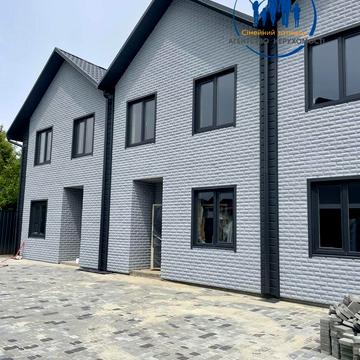 Назарія Яремчука вул., 21