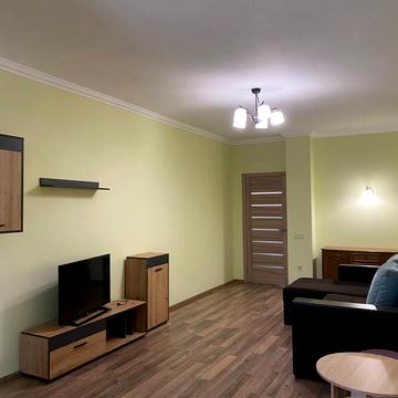 Київська вул., 67