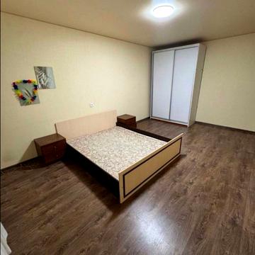 Рубіновий бульв., 12