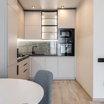 Героїв Майдану вул., 1