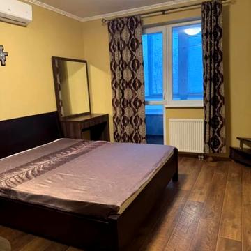 Під Голоском вул., 17в