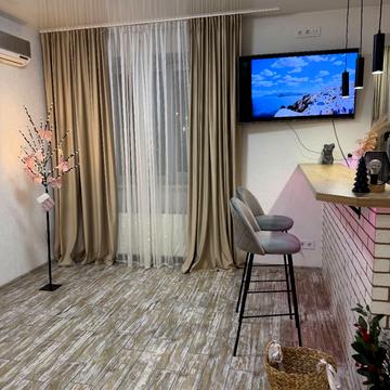 Героїв Небесної Сотні просп., 26/6