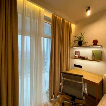 Тернопільська вул., (Будинок 1)