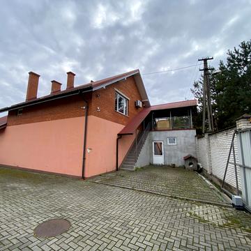 Білогорща вул., 149