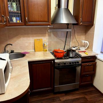 Райдужна вул., 3-Б