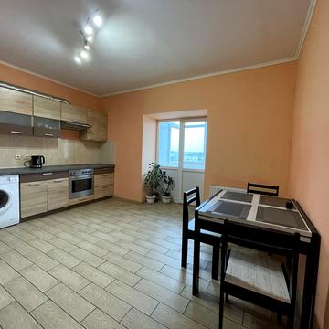 Симоненка вул., 4-В