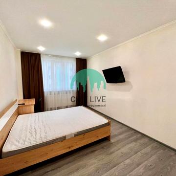 Бельведерська вул., 23