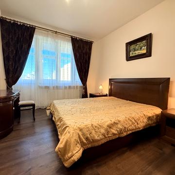 Лесі Українки бульв., 21-А