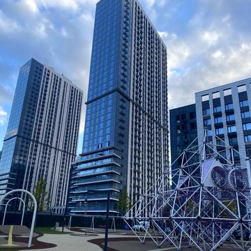 Академіка Заболотного вул., 1-Б