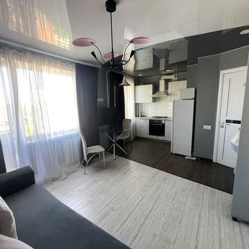 Сонячна Набережна вул. (Маршала Малиновського), 18